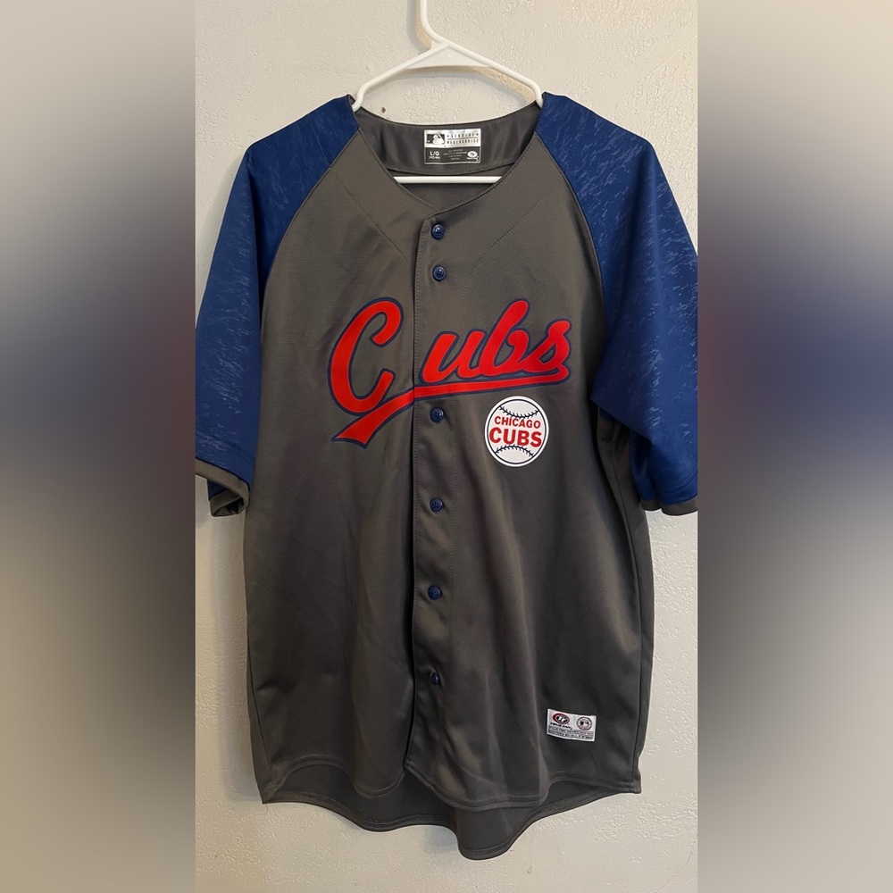 Rare Chicago Cubs Jersey size Large